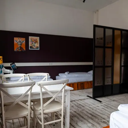 فندق مبيت وإفطار Bbgebouw39 - Op De Rijkswerf 4*