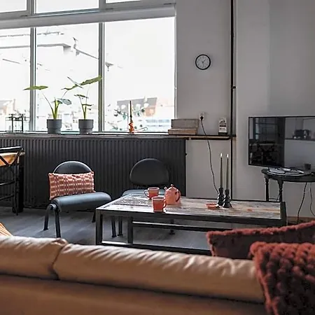 Bbgebouw39 - Op De Rijkswerf Bed & Breakfast