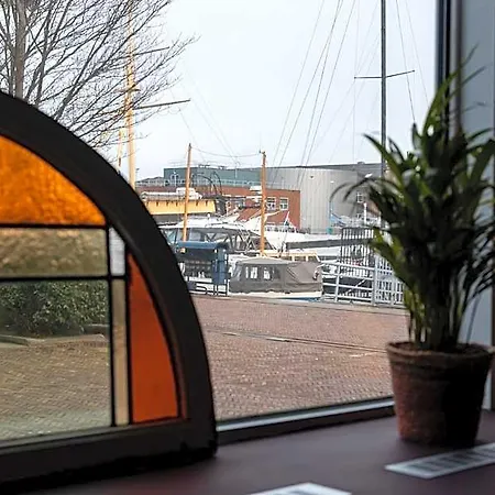 Bbgebouw39 - Op De Rijkswerf Bed & Breakfast Den Helder
