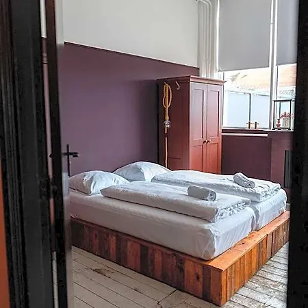 Bed & Breakfast Bbgebouw39 - Op De Rijkswerf 4*